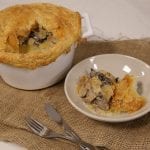 Chick and mushroom pot pie 700x490