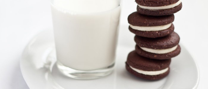 Copycat Oreos with Salted Chocolate Milk