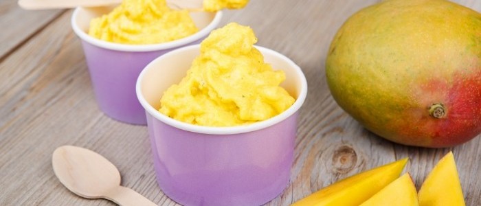 Instant Fat Free Mango Frozen Yoghurt 700x466
