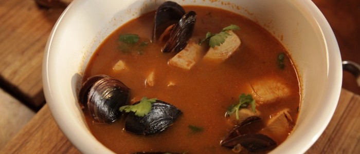 PLUS003 IMG004 tomato fish soup 700x466