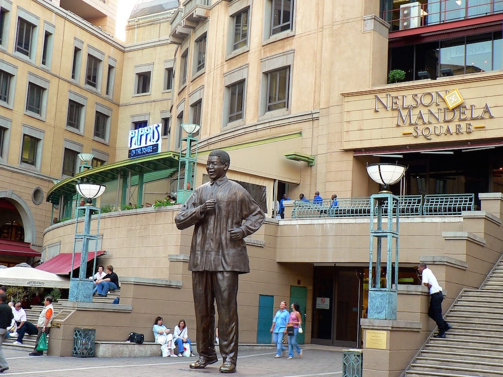 Johannesburg in One Day Nelson Mandela Square Shopping