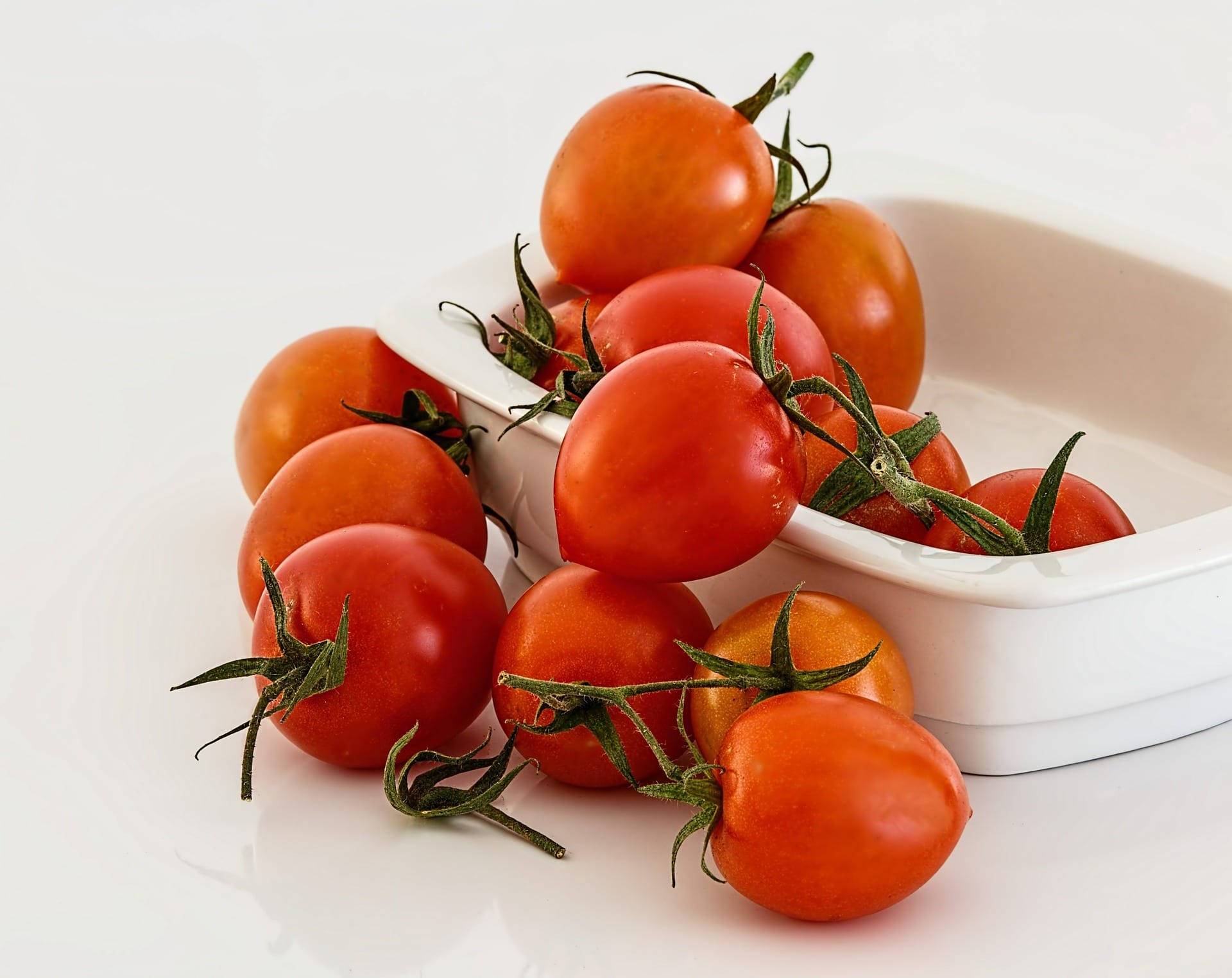 basic ingredients tomato