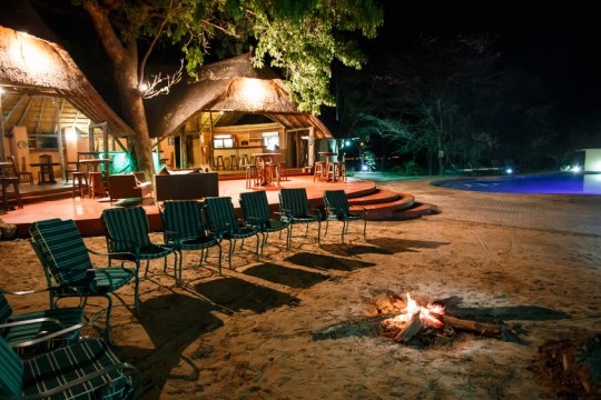 00luxury safari lodge luxury lodge