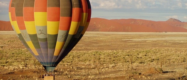 Namibia Travel Guide hot air balloon