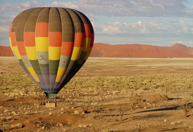 Namibia Travel Guide hot air balloon