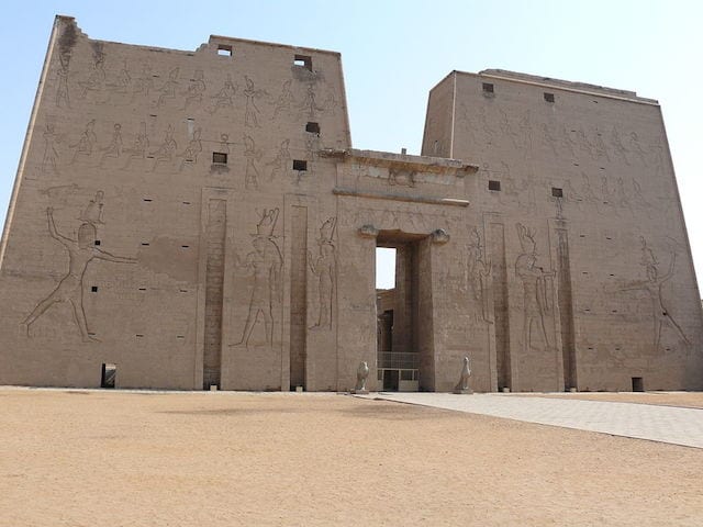 14 Temple of Edfu